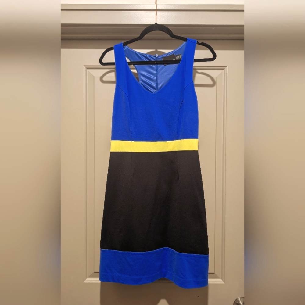Women’s Cynthia Rowley Knee length Dress Size Medium